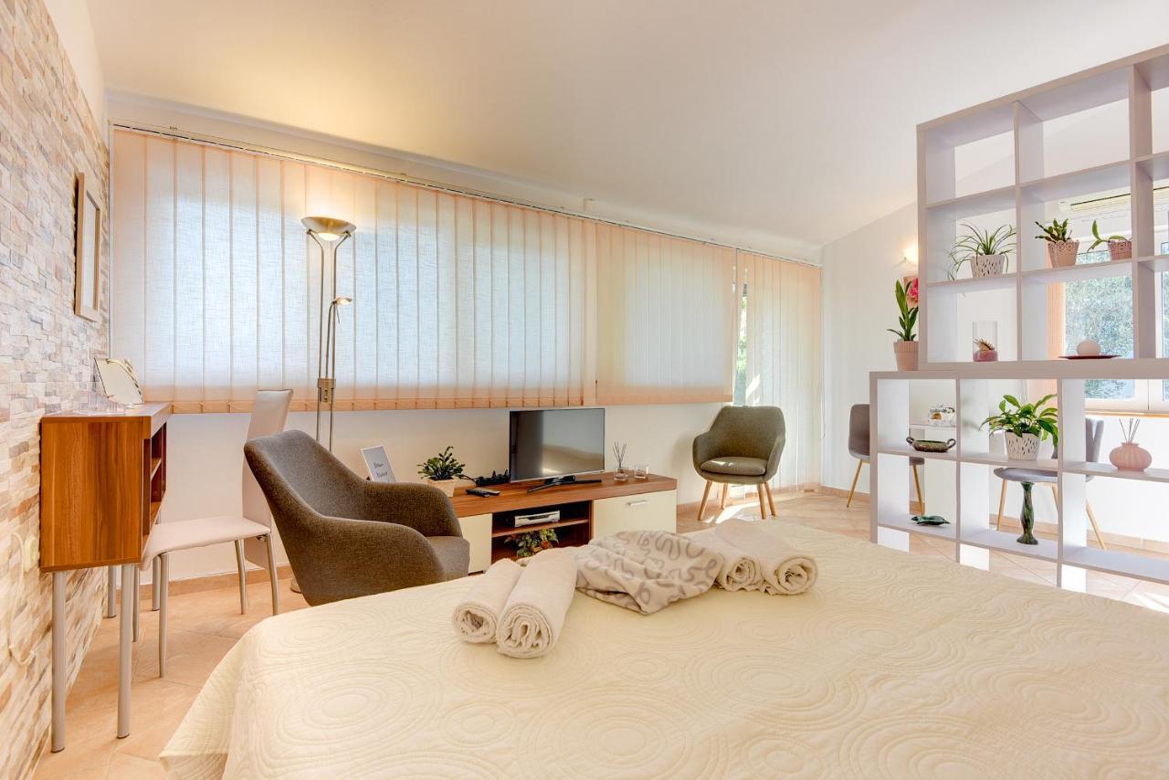Holiday Home Batel Пула Екстер'єр фото